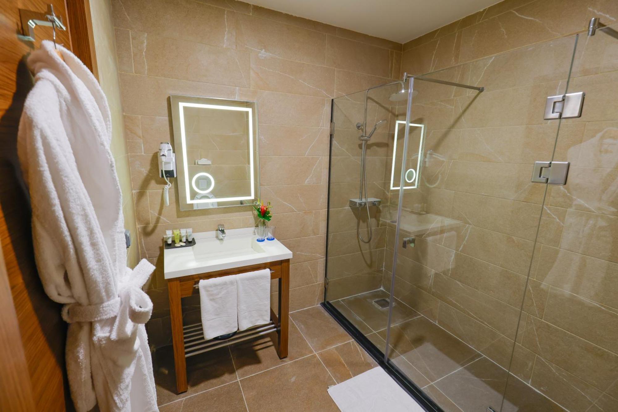 Byblos Hotel Abidżan Zewnętrze zdjęcie